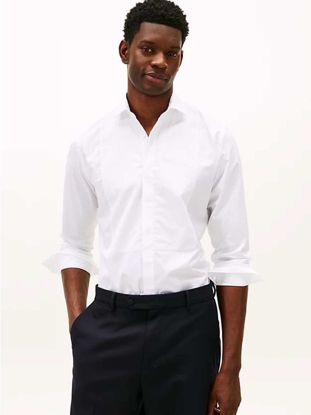 Tommy Hilfiger • NWT $75 USD regular fit dress shirt cotton